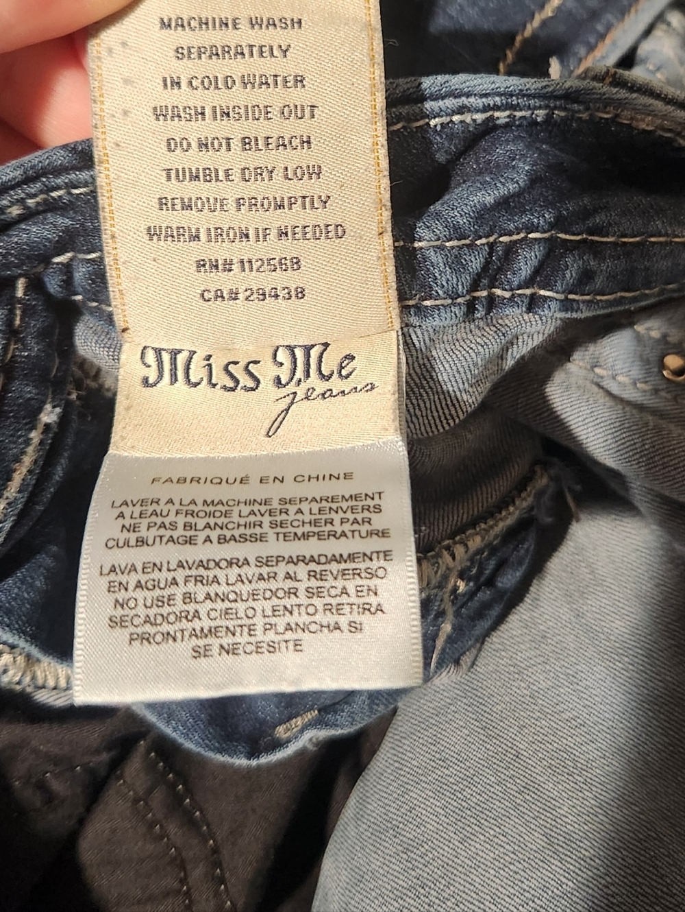Miss Me Easy Boot Stretch Jeans Mid Rise Curvy Fit Womens Size 33 - Picture 10 of 10